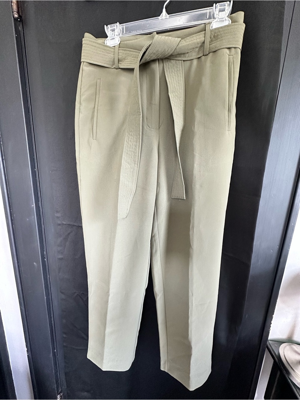 Francesca's Collections Olive Tie-Waist pant